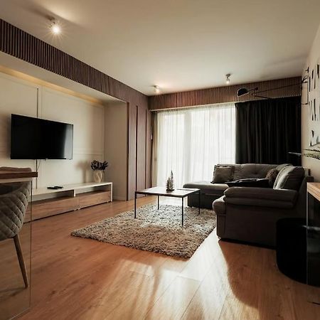 Nest Inn Magic Apartment Cluj-Napoca Esterno foto
