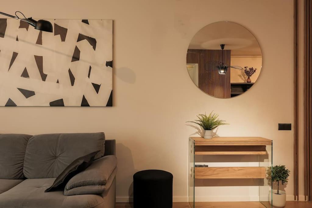 Nest Inn Magic Apartment Cluj-Napoca Esterno foto
