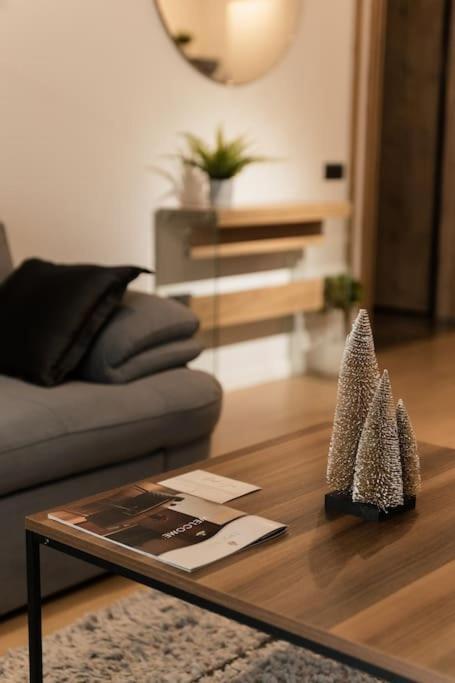 Nest Inn Magic Apartment Cluj-Napoca Esterno foto