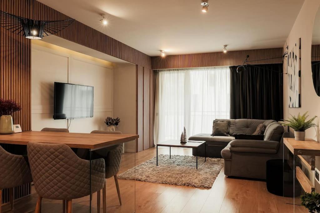 Nest Inn Magic Apartment Cluj-Napoca Esterno foto